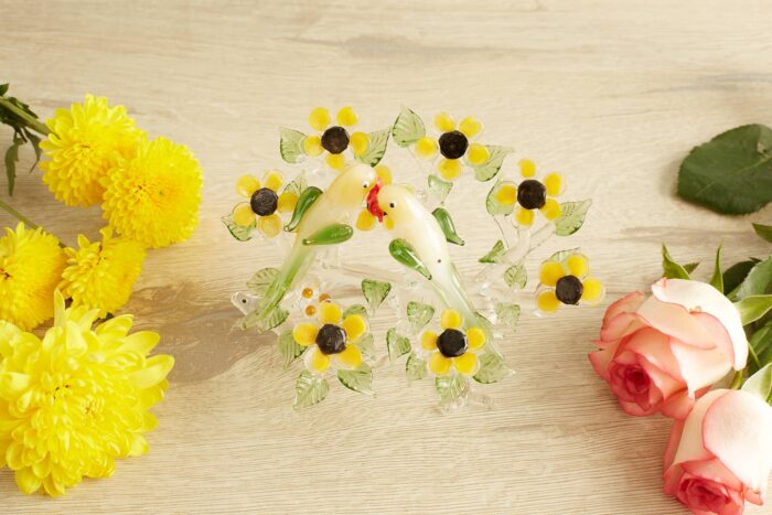 Yellow glass flowers - Image 2