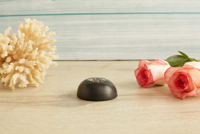 Ancient Bidri paper weight - Image 2