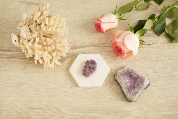 Hexagonal marble amethyst paper weight - Image 2