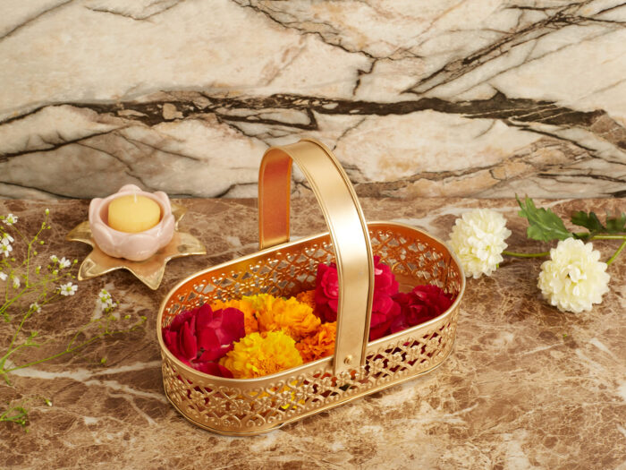 Gold filigree basket - Image 2