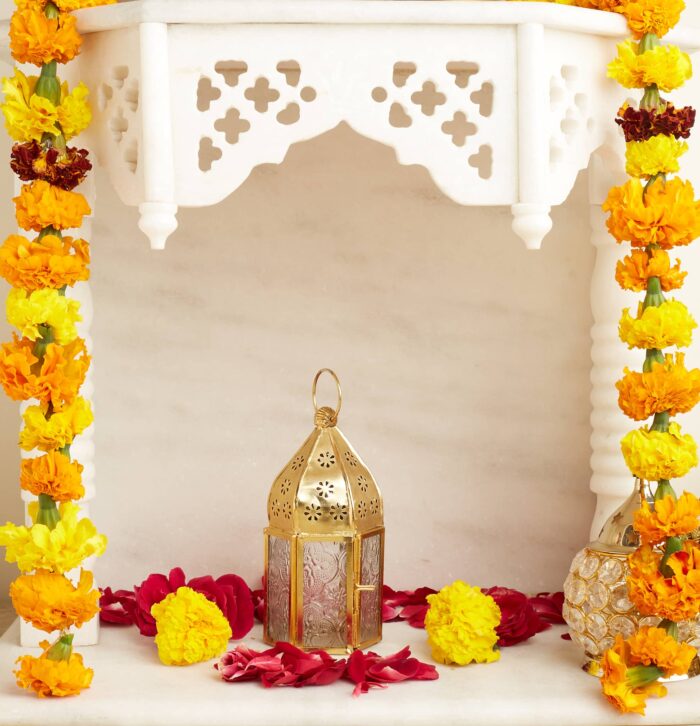 Gold lantern, jade aventurine diya hamper - Image 9