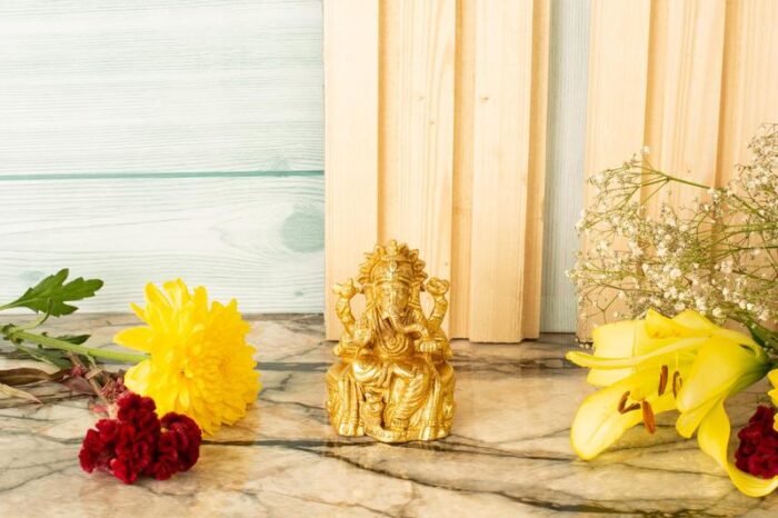 Brass Laxmi Ganesha set - Image 2