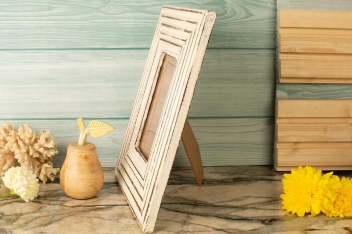 wood pear paper weight - Image 3