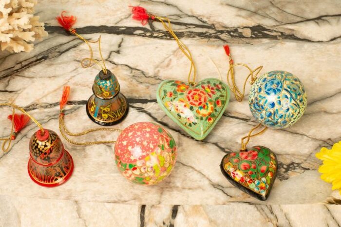 Papier mache Christmas gift set - Image 4