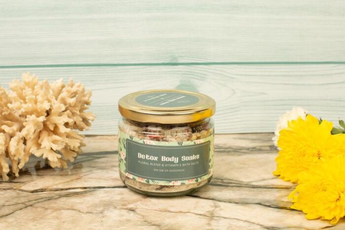 Rose aqua bath soaks - Image 3