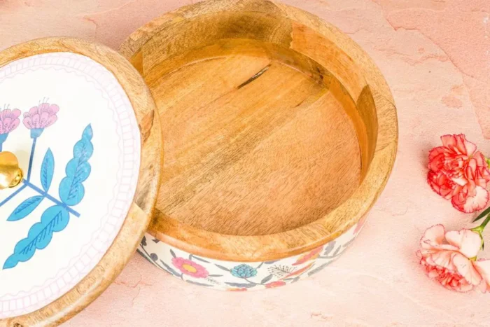 Enamelled roti box - Image 4