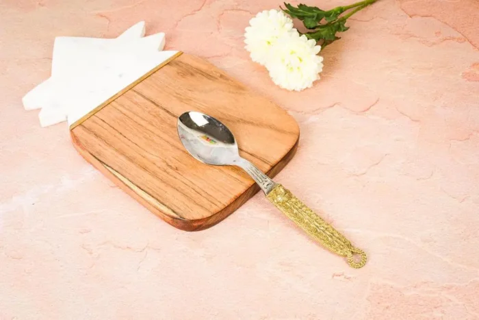 Pineapple cheese board - Image 4