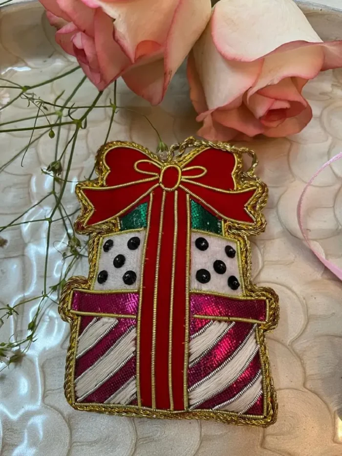 Christmas box of joy - Image 11