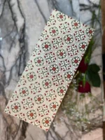 Cream enamelled gift box - Image 2