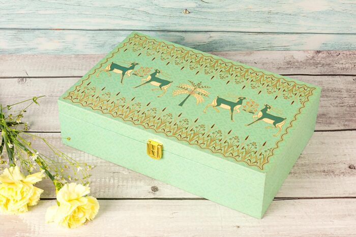 Sea green deer wedding hampers - Image 7