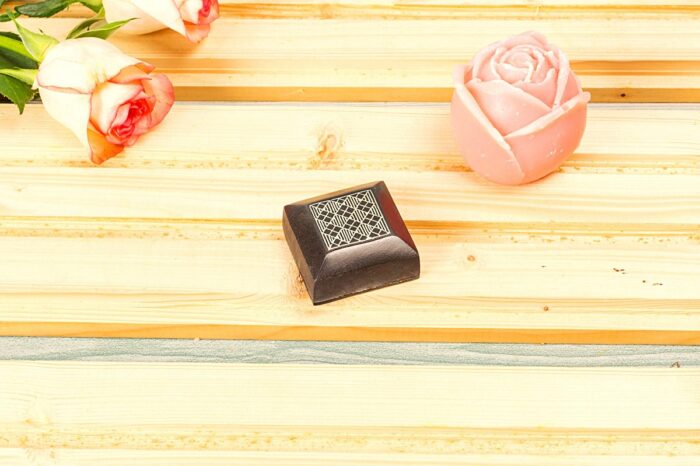 Ancient Bidri craft paper weight and knife set - Image 4