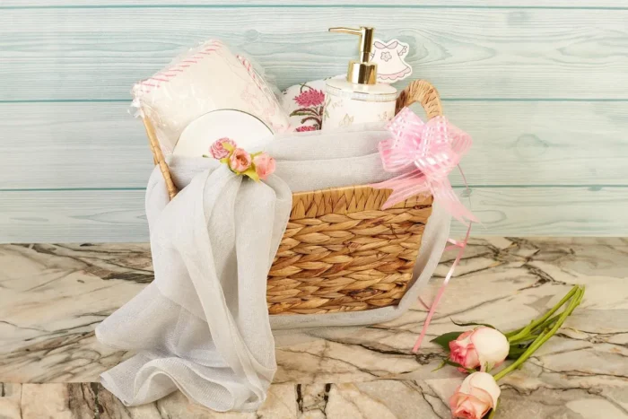 Baby boy hampers - Image 11