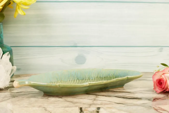 Aqua green leaf platters - Image 5